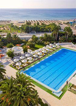 Hotel Yadis
