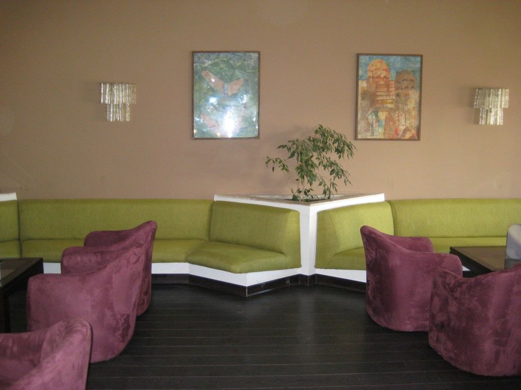 Yadis Hotel 4*