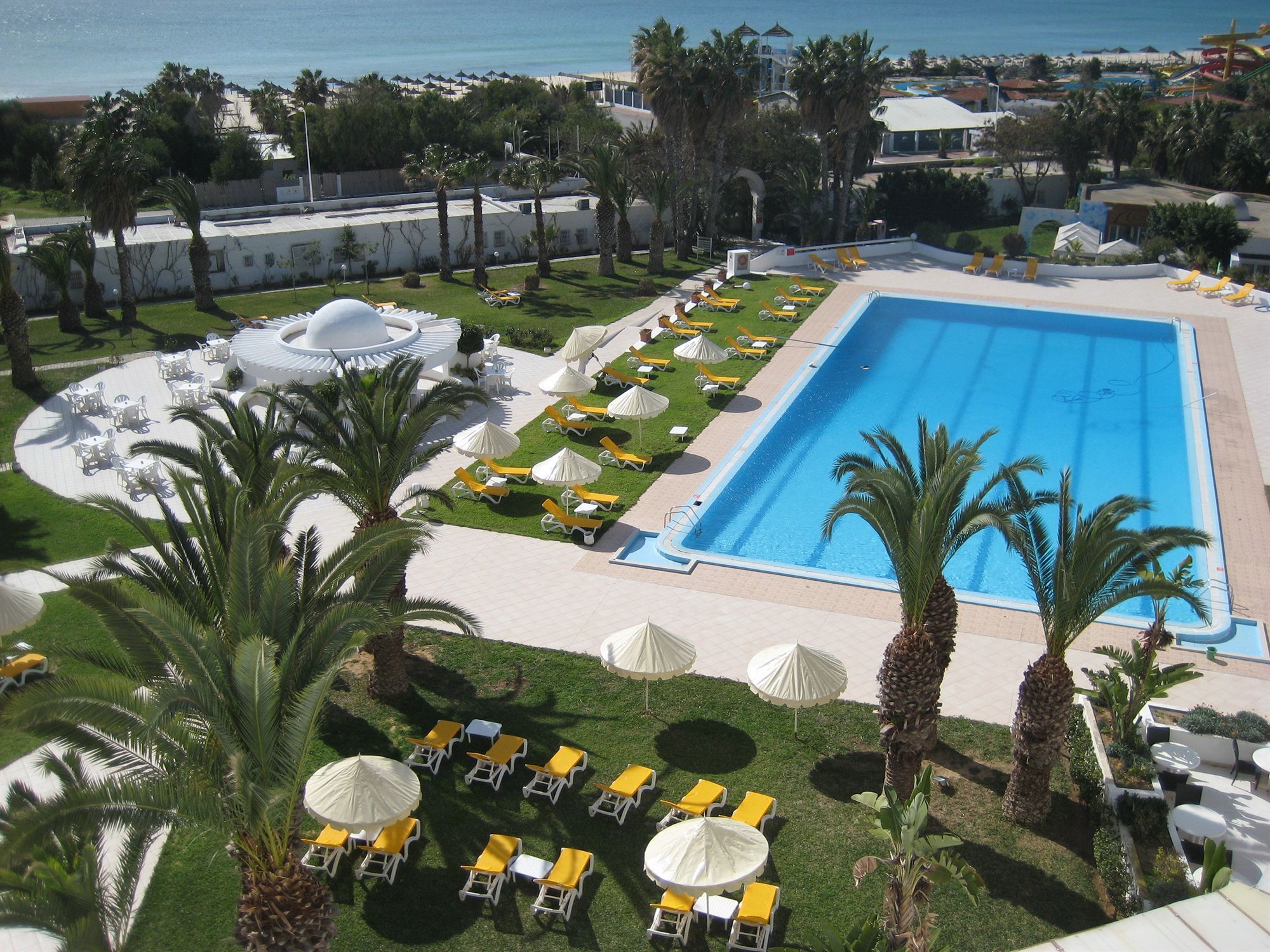 Yadis Hammamet